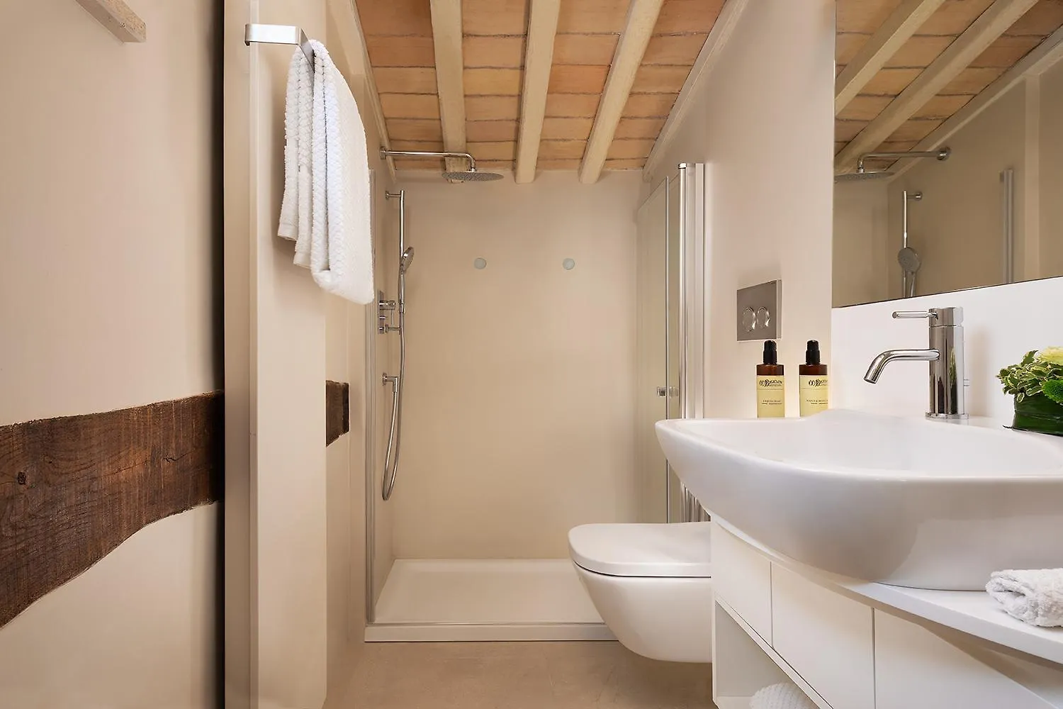 Palazzo Scanderbeg Roma 4*,